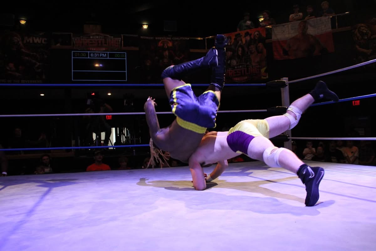 The action hits the mat during Luke Anthony’s match.