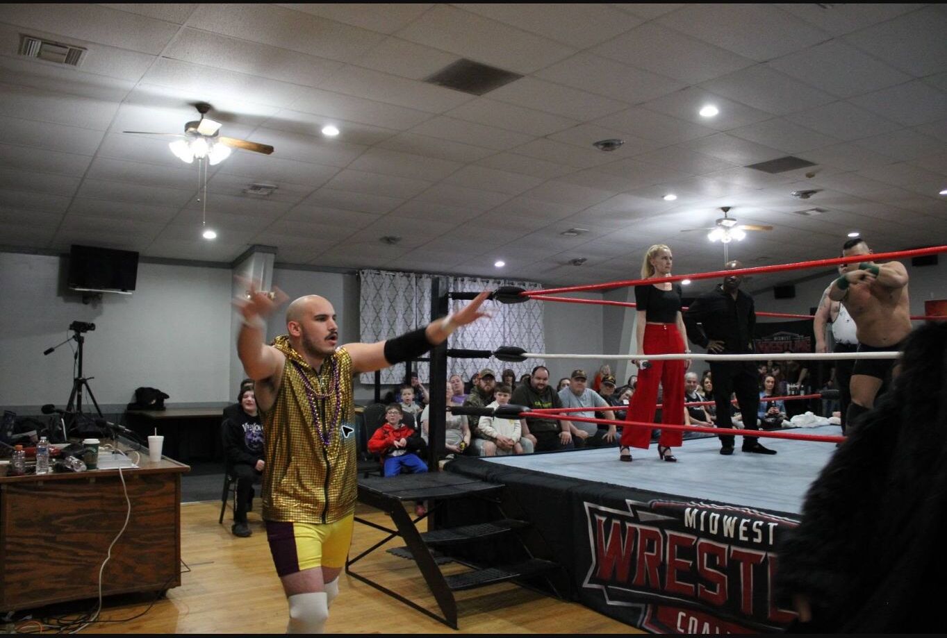 MWC tag team action during Return of the Champions