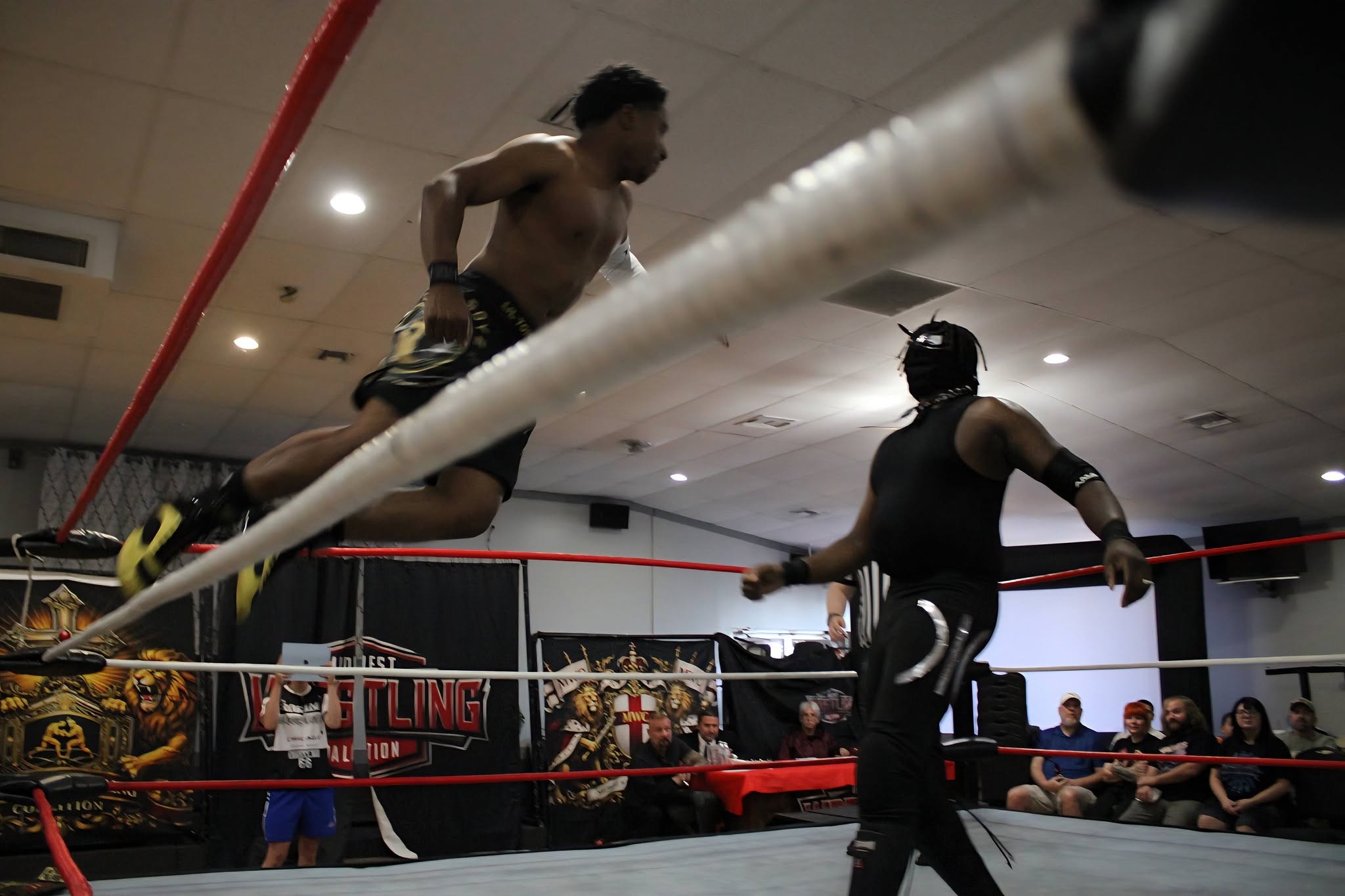 Ron AGTG in MWC action